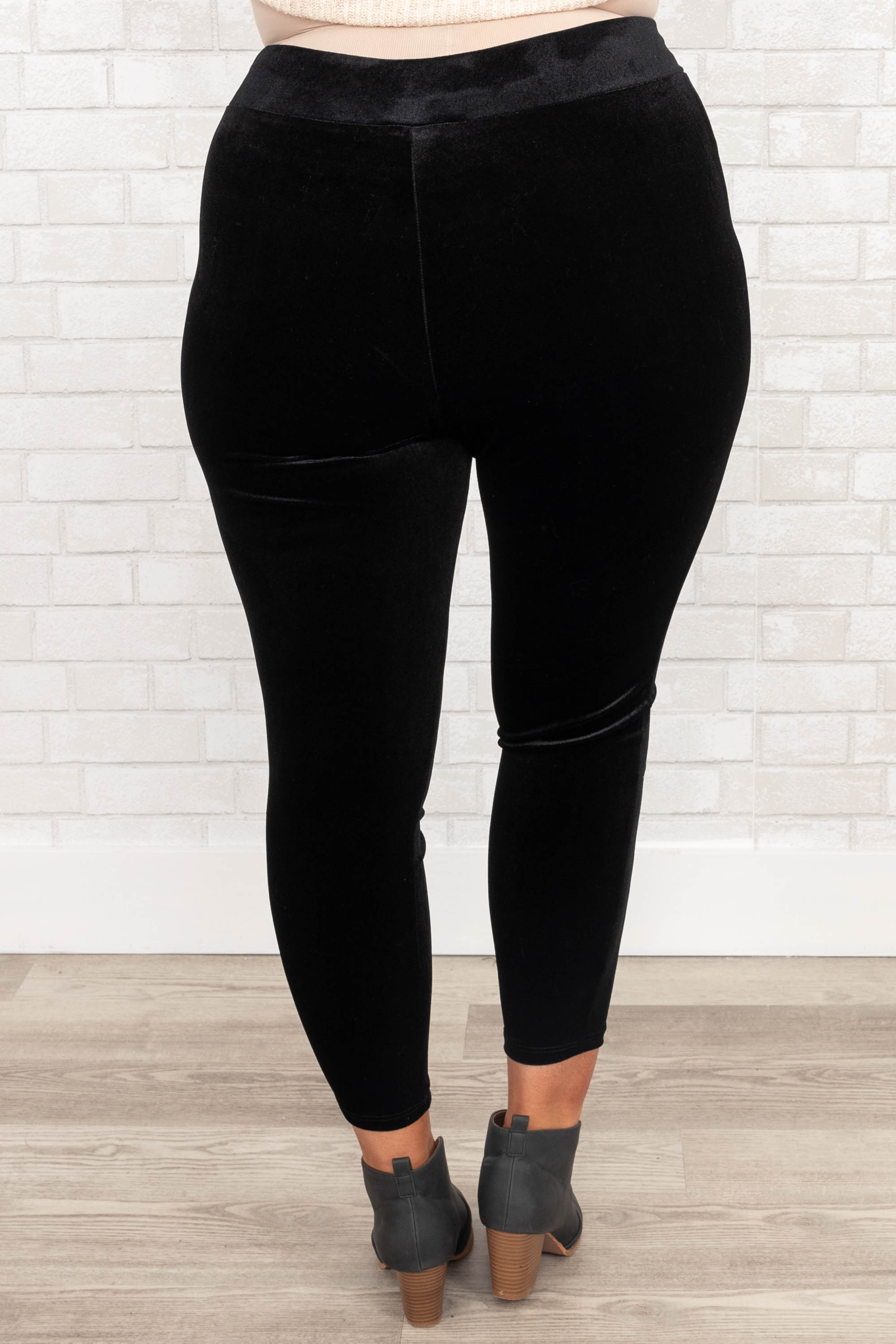 Business Lady Pants. Black Velvet