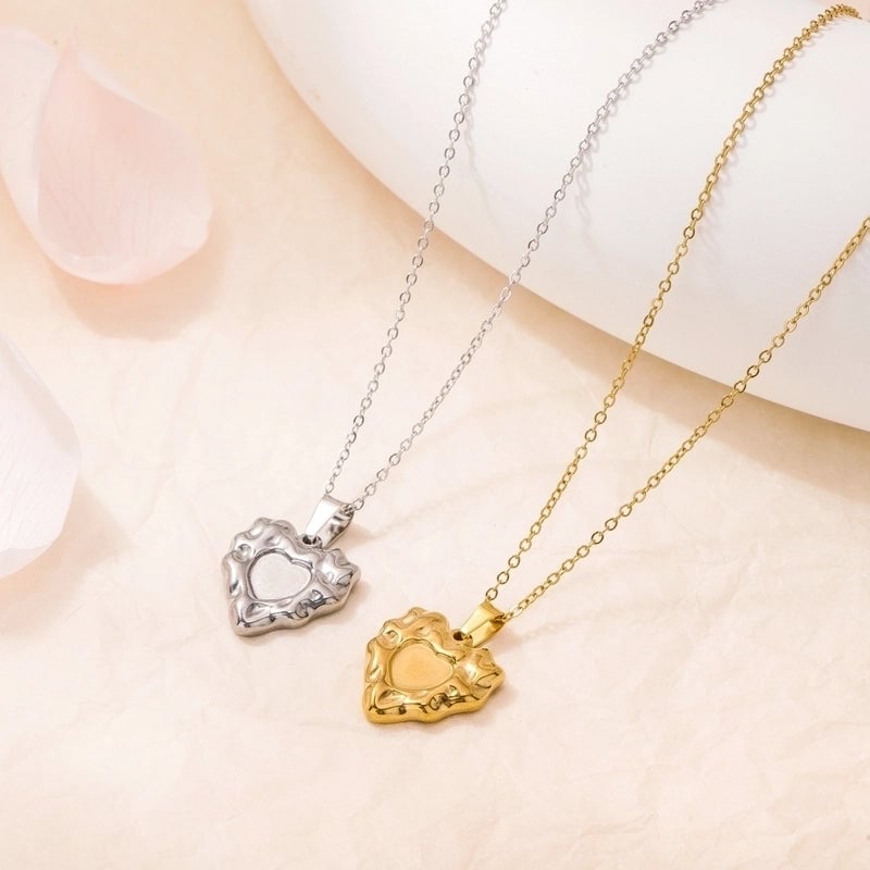 Minimalist Heart Shape Titanium Steel Pendant Necklace