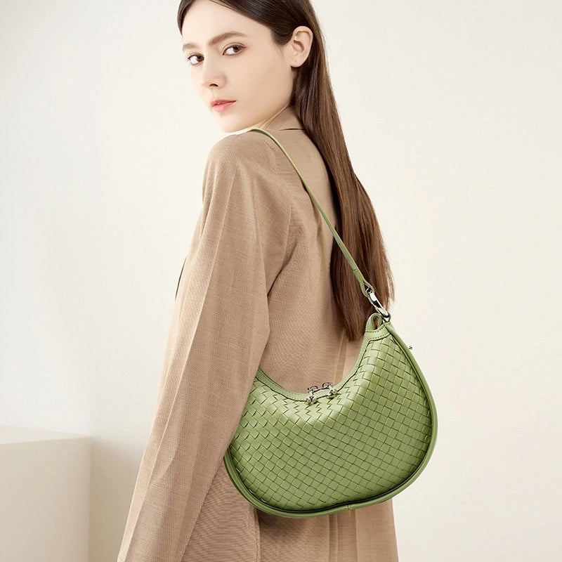 Women's Medium Two-Layer Cowhide Leather Solid Color Basic Classic Style Pillow Shape Zipper Underarm Bag