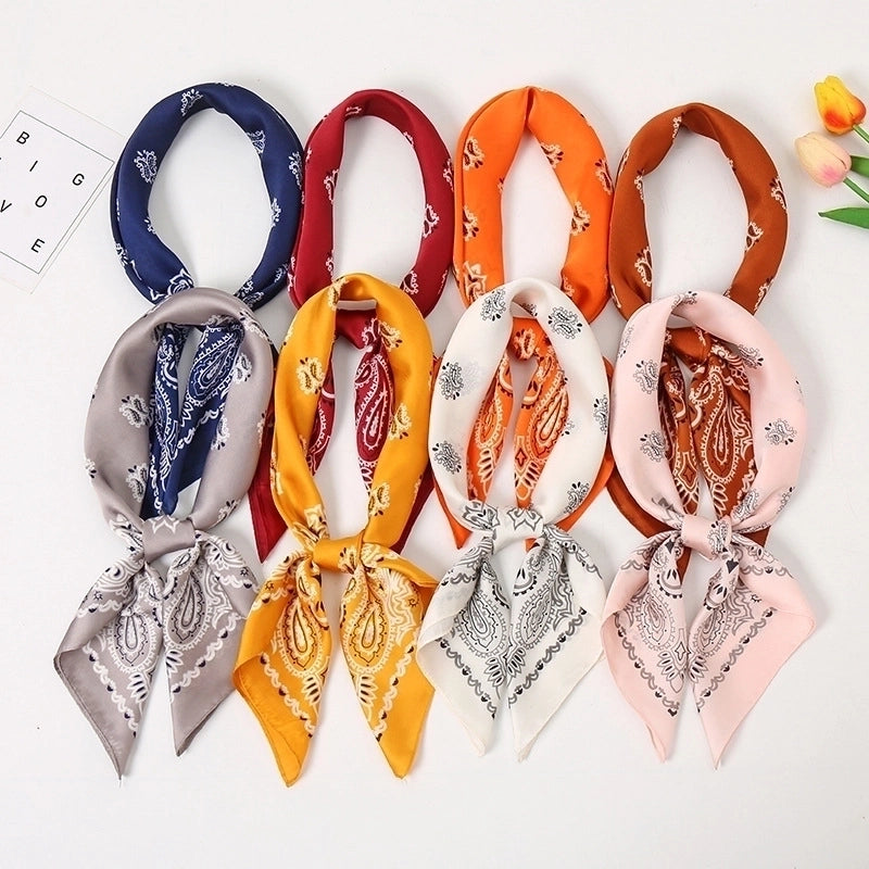 Women's Sweet Geometric Satin Printing Silk Scarves
