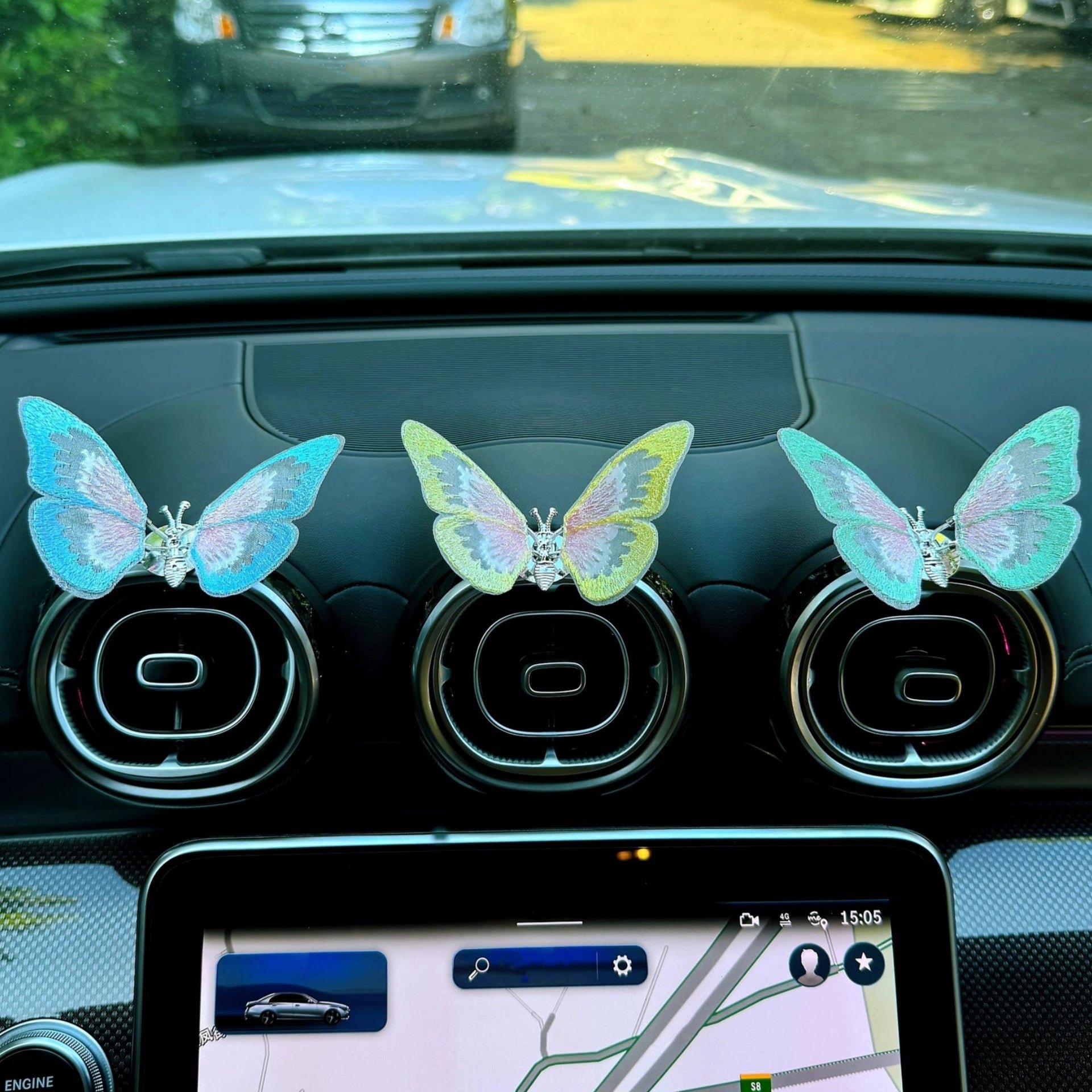 🔥2024 SALE - Embroidery Butterfly Decoration🚗🦋