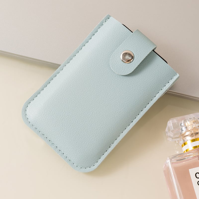 🔥Last Day Promotion - 49% OFF🎁Pull-Out Portable Card Holder