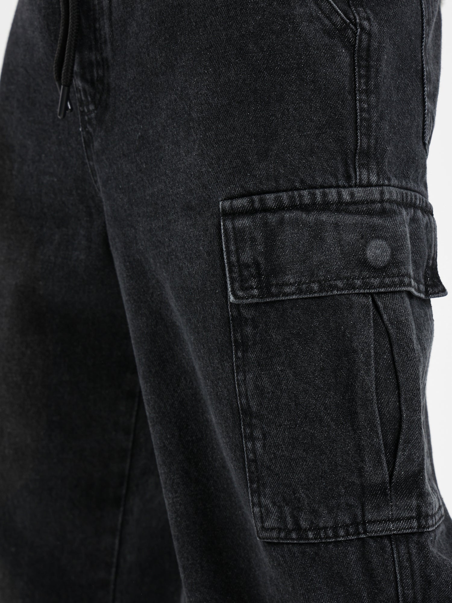 Jogger Jeans Tapered Fit with Cuffed Hem