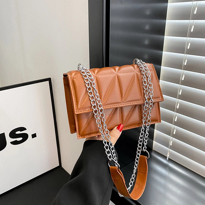 Women's Small Pu Leather Solid Color Streetwear Magnetic Buckle Crossbody Bag