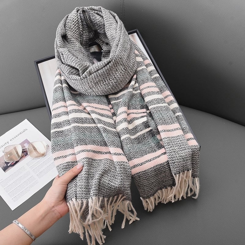Women's Casual Classic Style Stripe Polyester Scarf