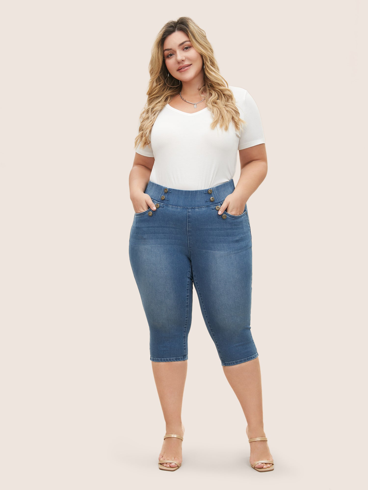 Light Wash Button Detail Pull On Jegging Jeans