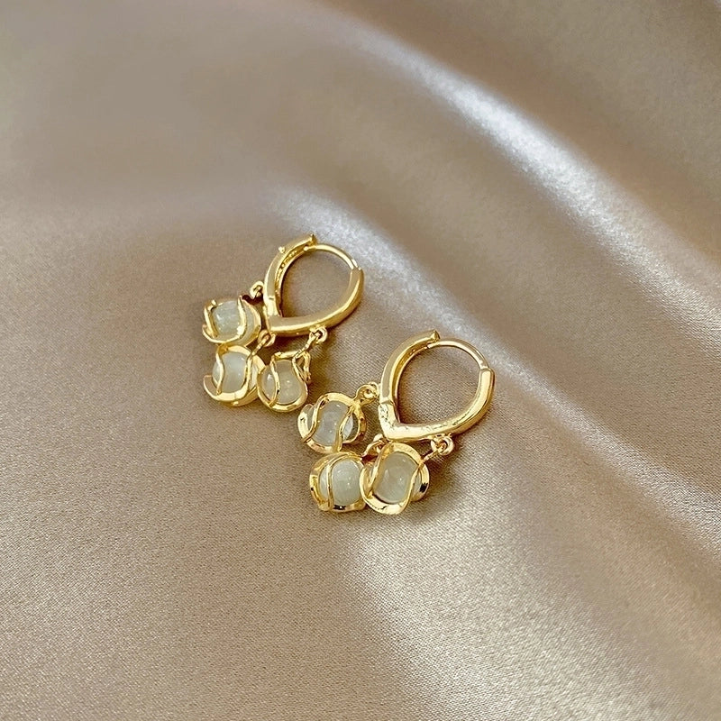 1 Pair Retro Square Flower Twist Inlay Copper Artificial Pearls Opal Zircon Copper Earrings