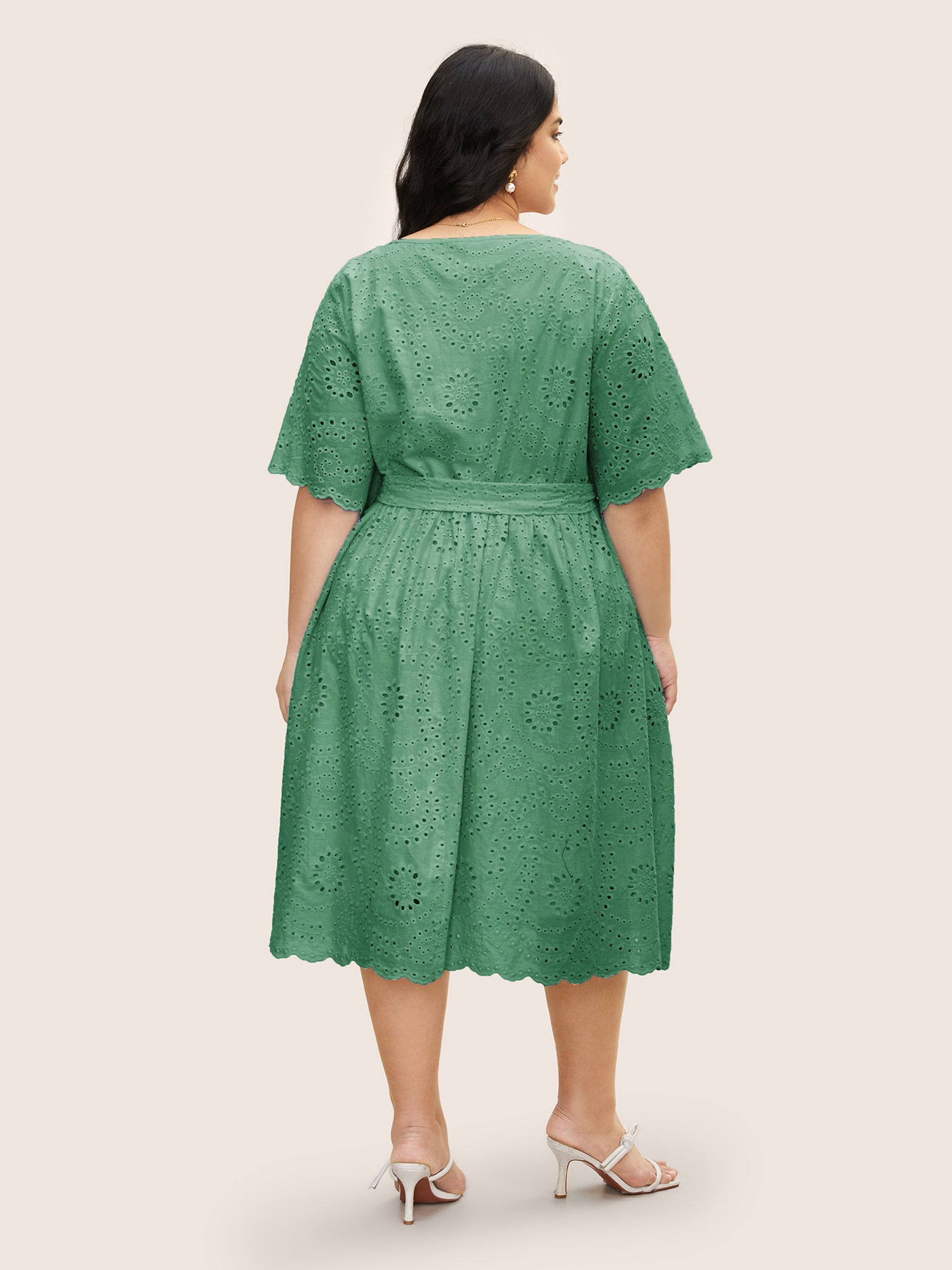 Broderie Anglaise Ruffle Sleeve Ties Dress