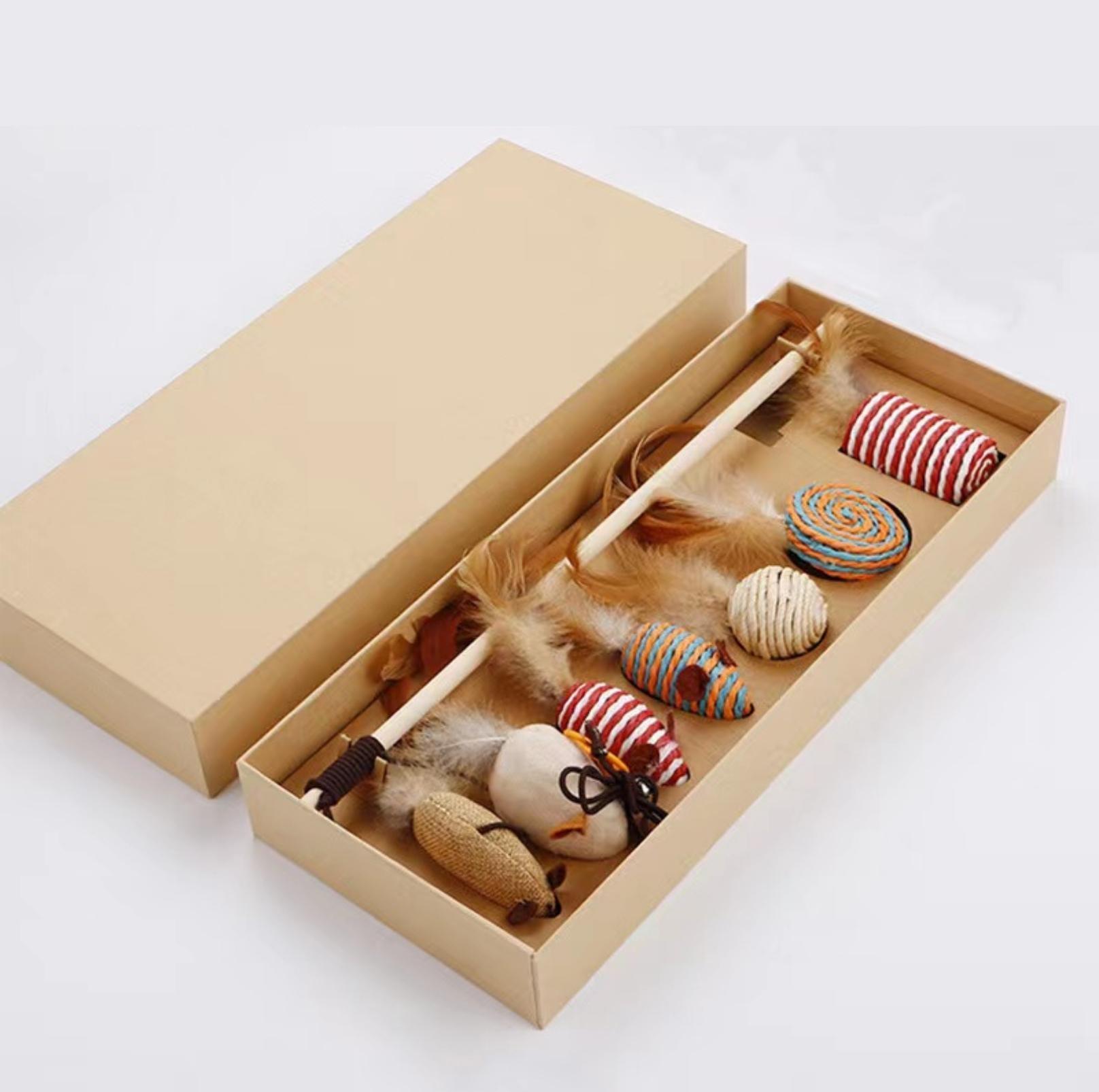 Wooden Cat Stick And Toys Kit With 7 Pieces