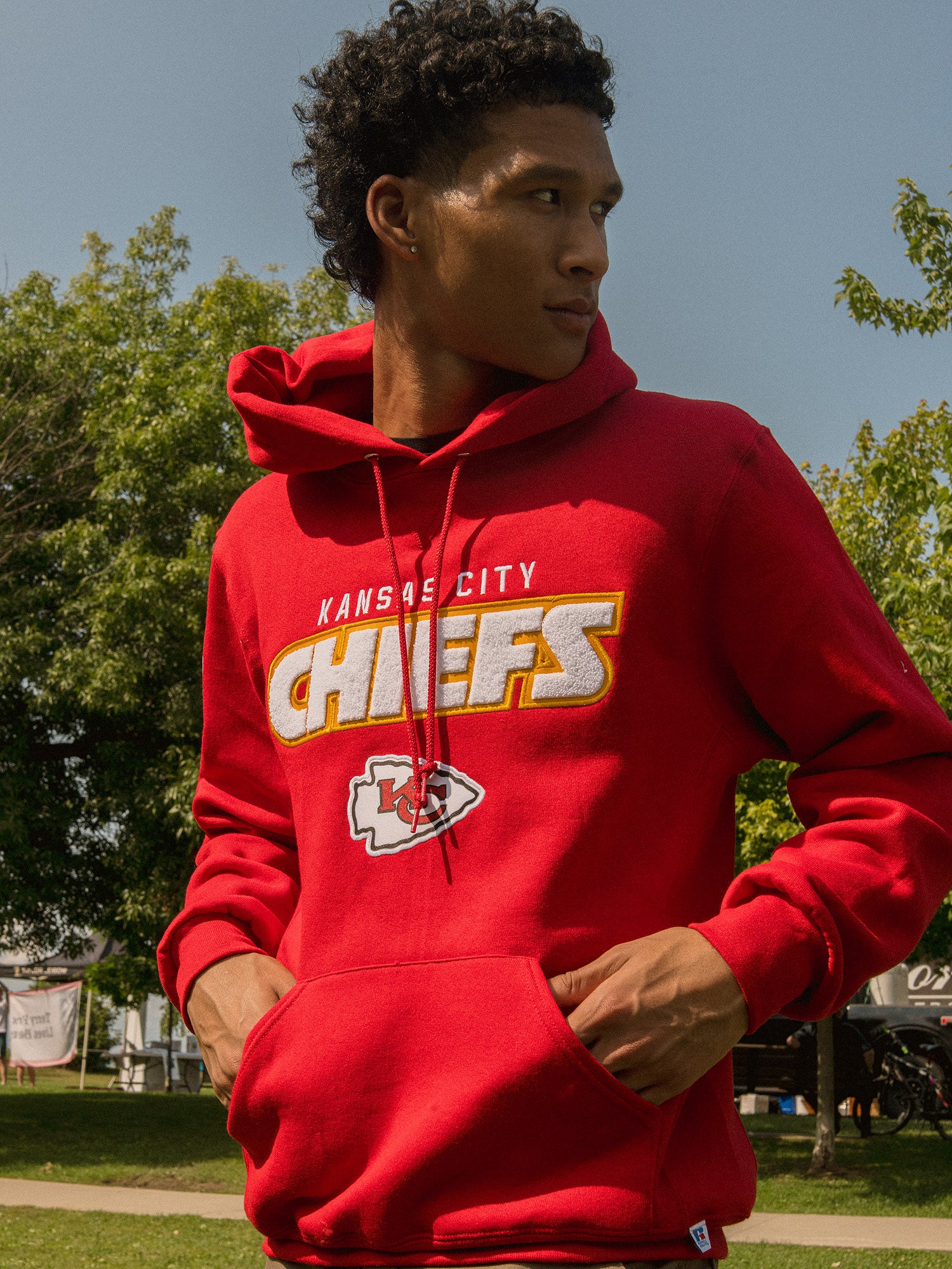 RUSSELL NFL KANSAS CITY CHIEFS END ZONE PULLOVER HOODIE