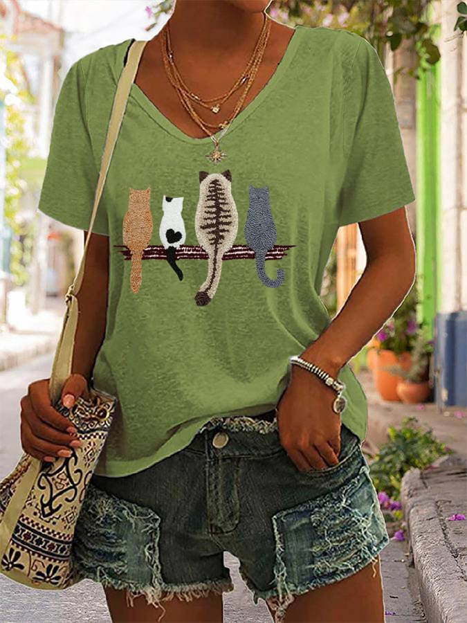 Women's Cat Back Pattern Print V-Neck T-Shirt
