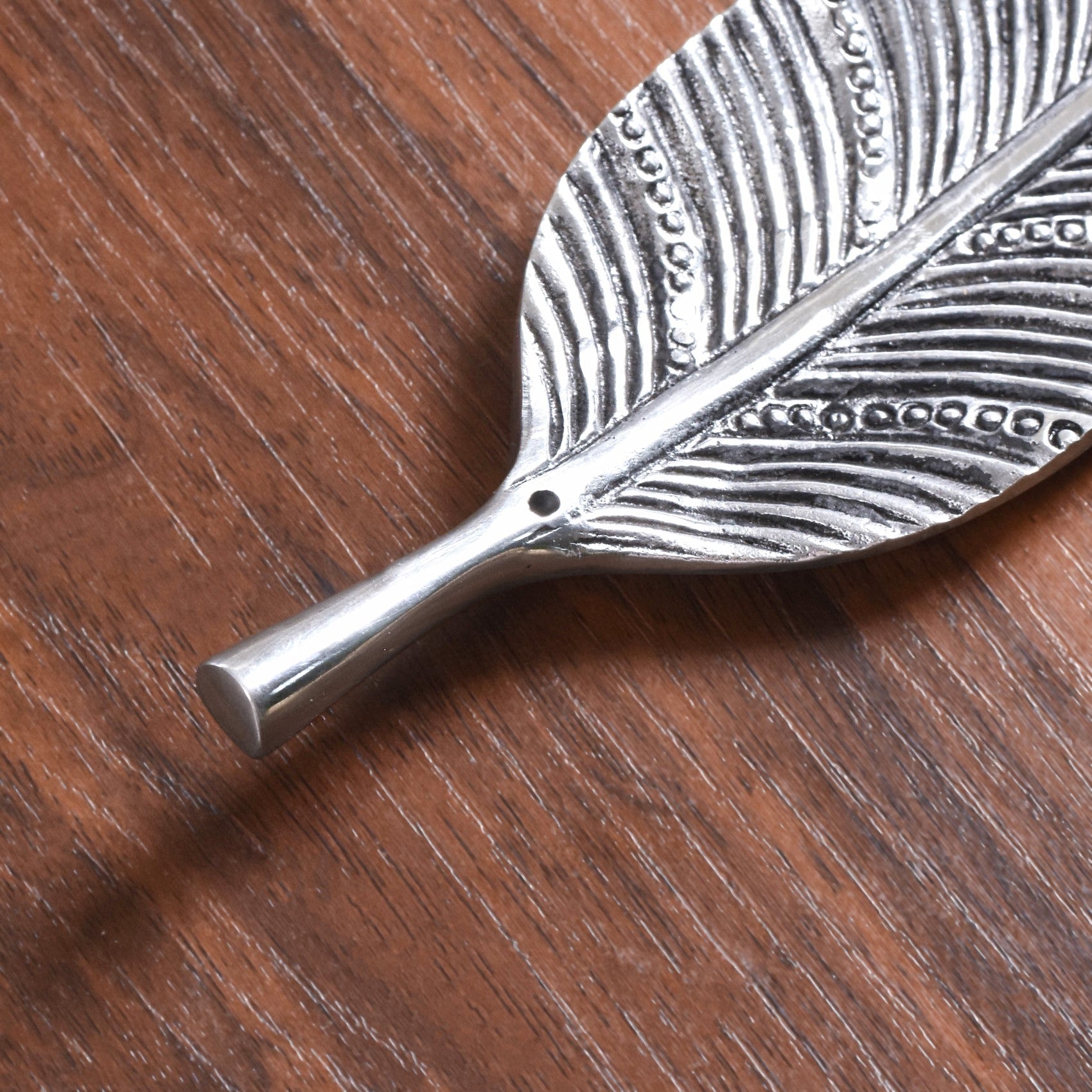 Long Leaf Incense Holder With Mogra Incense Sticks