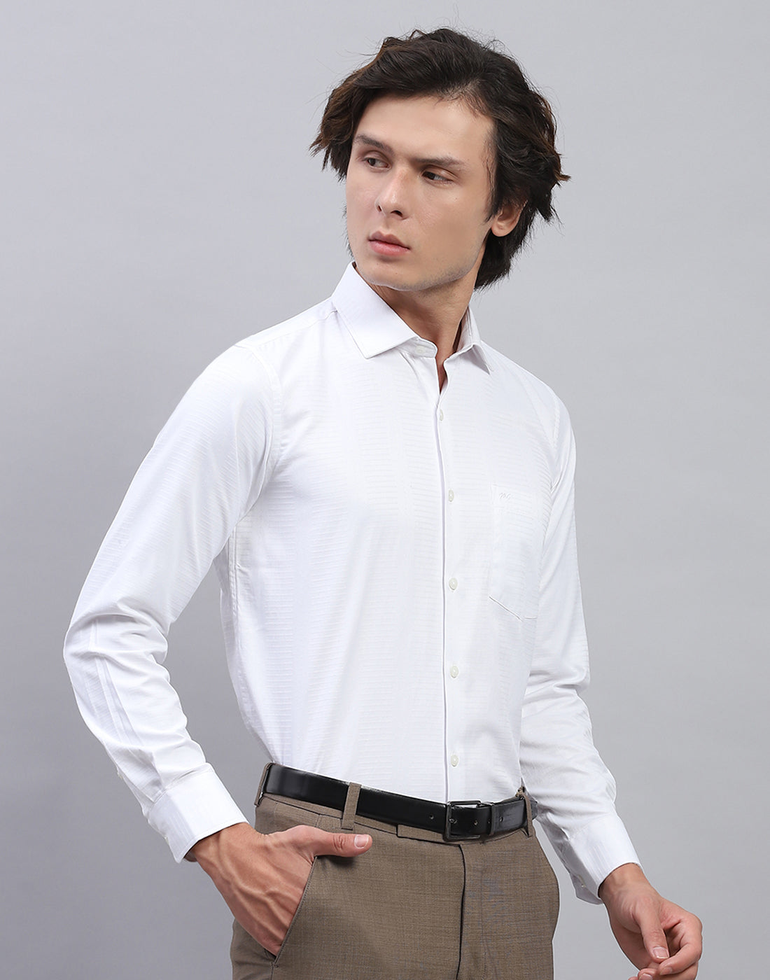 Men White Solid Collar Full Sleeve Shirt