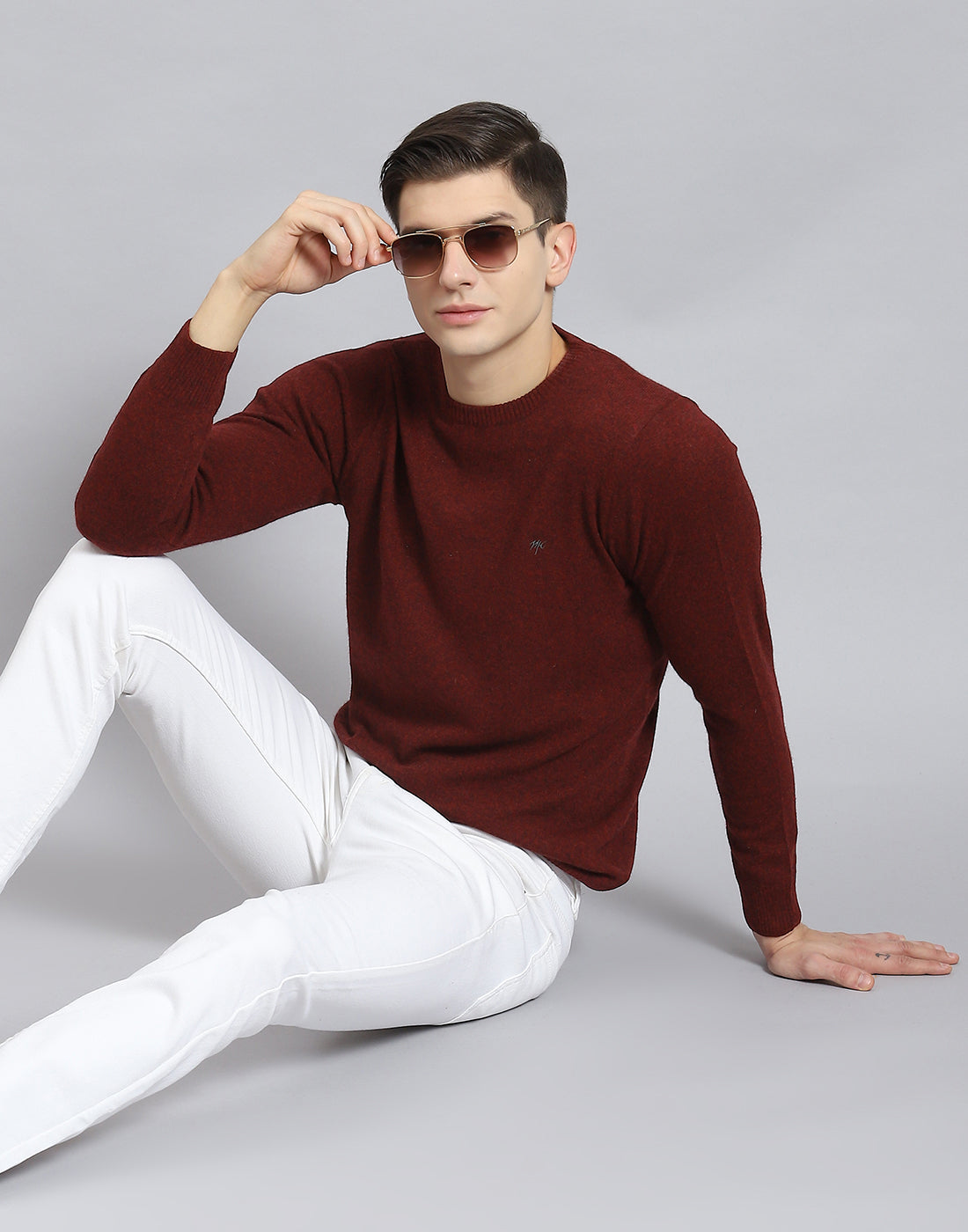 Men Maroon Solid Round Neck Full Sleeve Pullover