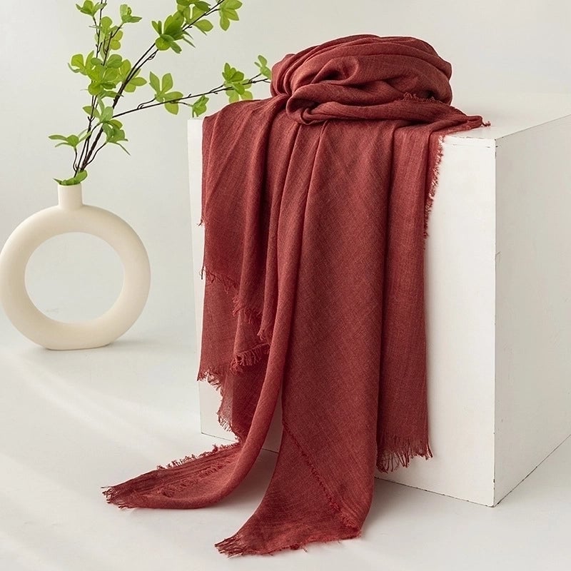 Women's Minimalist Solid Color Polyester Silk Scarf
