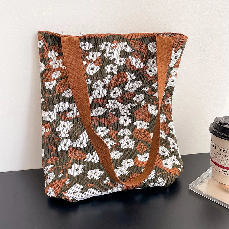Women's Medium Knit Ditsy Floral Vintage Style Classic Style Bucket Open Bucket Bag