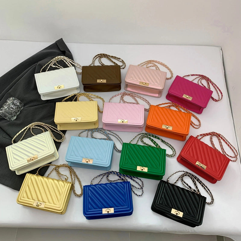 Women's Small Pu Leather Solid Color Vacation Classic Style Sewing Thread Square Lock Clasp Shoulder Bag
