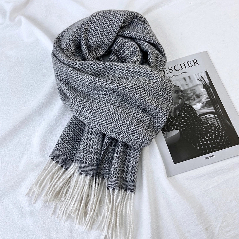 Women's Elegant Minimalist Streetwear Solid Color Imitation Cashmere Polyester Tassel Scarf