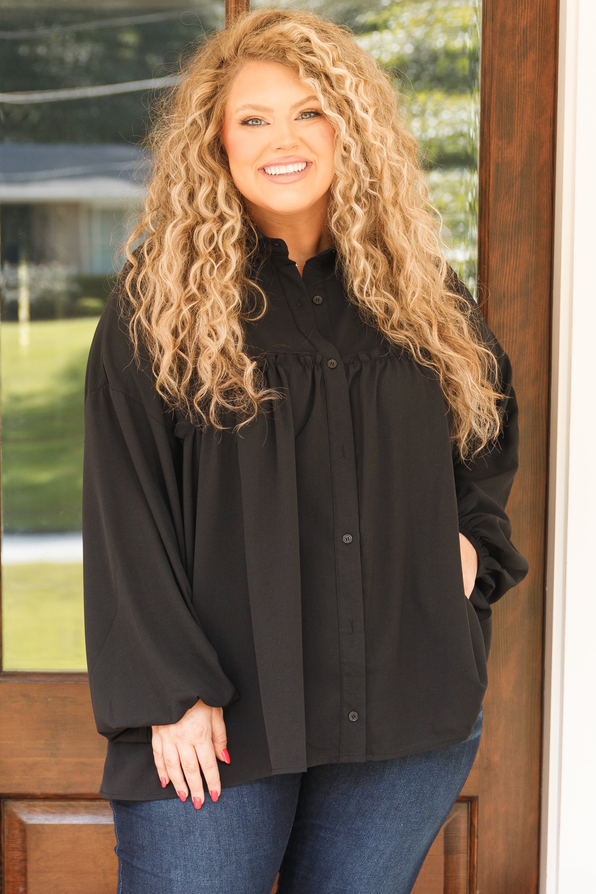 See A Victory Top. Black