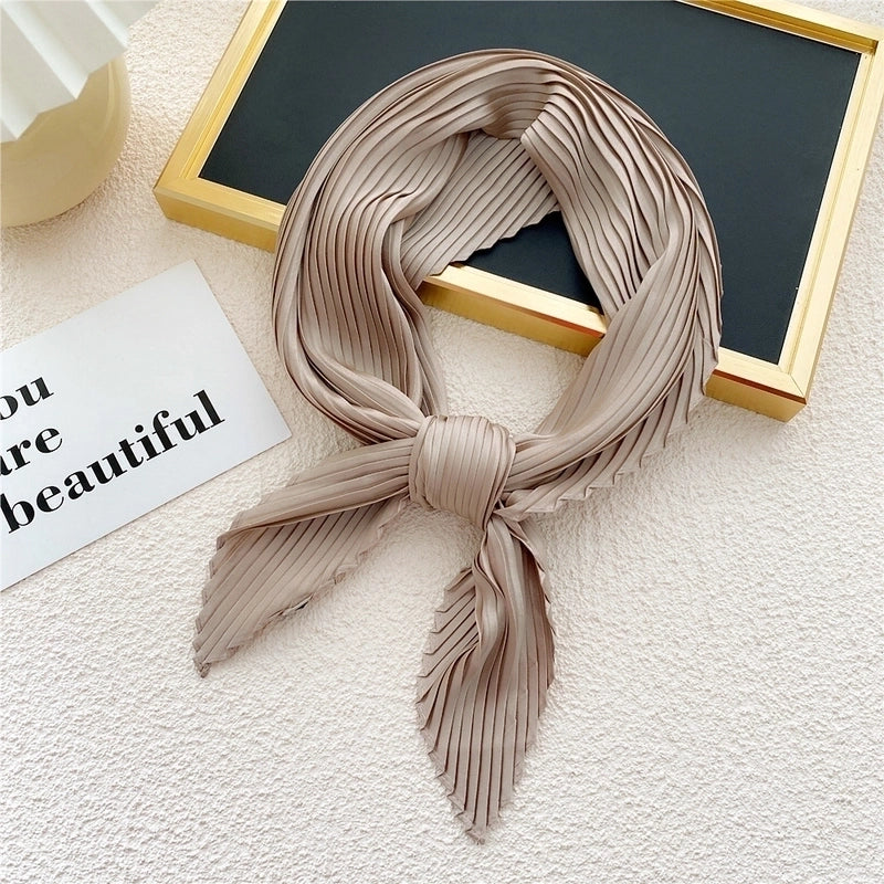 Simple Fold Solid Color Small Square Scarf