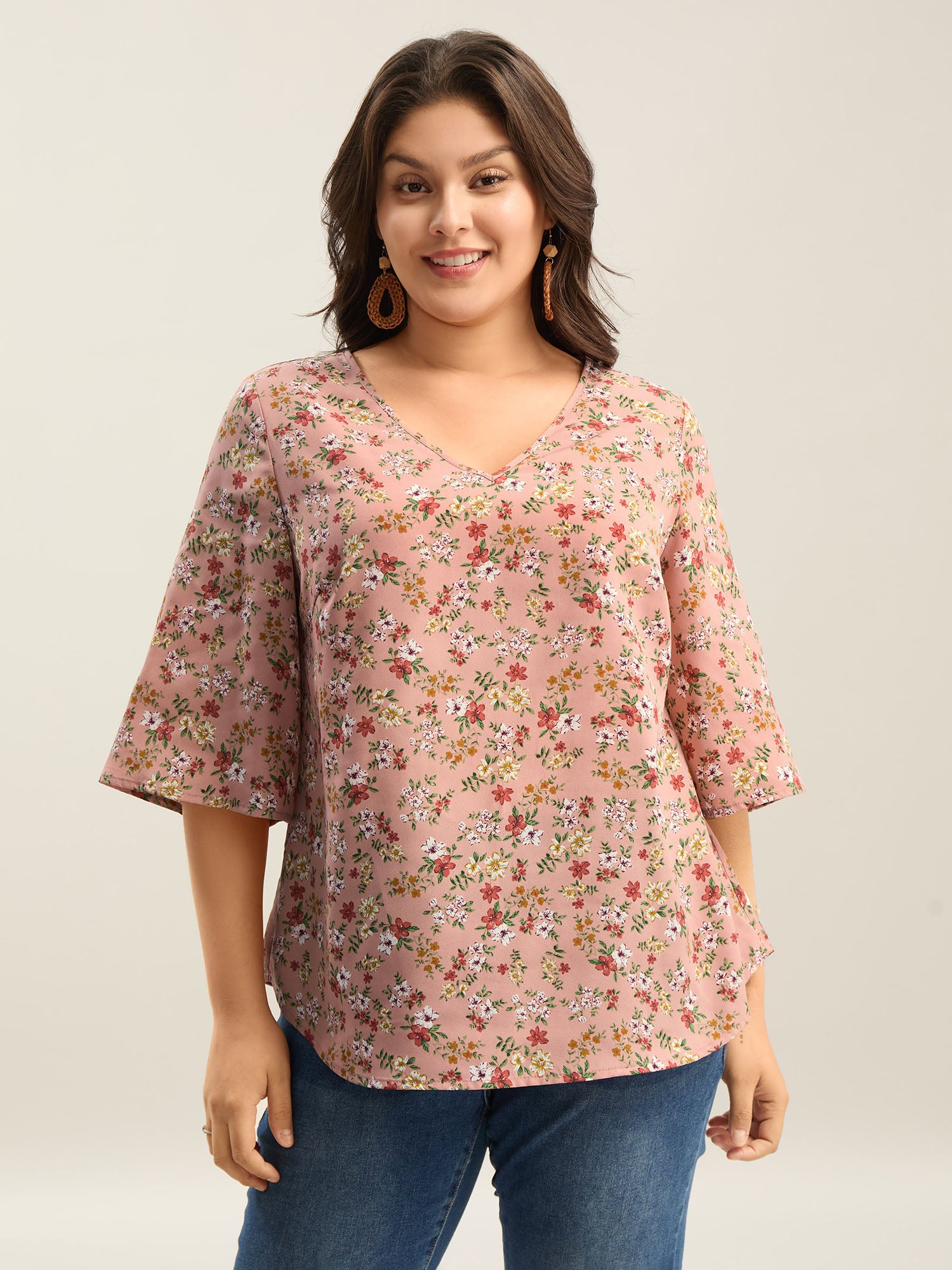 Floral Print Curvy Hem V-Neck Shirt