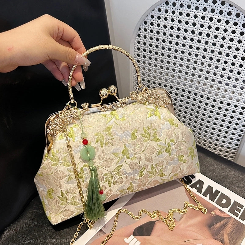 Women's Medium Pu Leather Flower Elegant Classic Style Sewing Thread Shell Clasp Frame Crossbody Bag