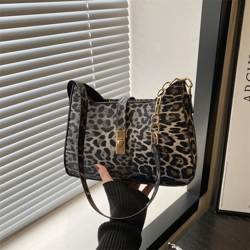 Women's Pu Leather Leopard Streetwear Square Lock Clasp Shoulder Bag