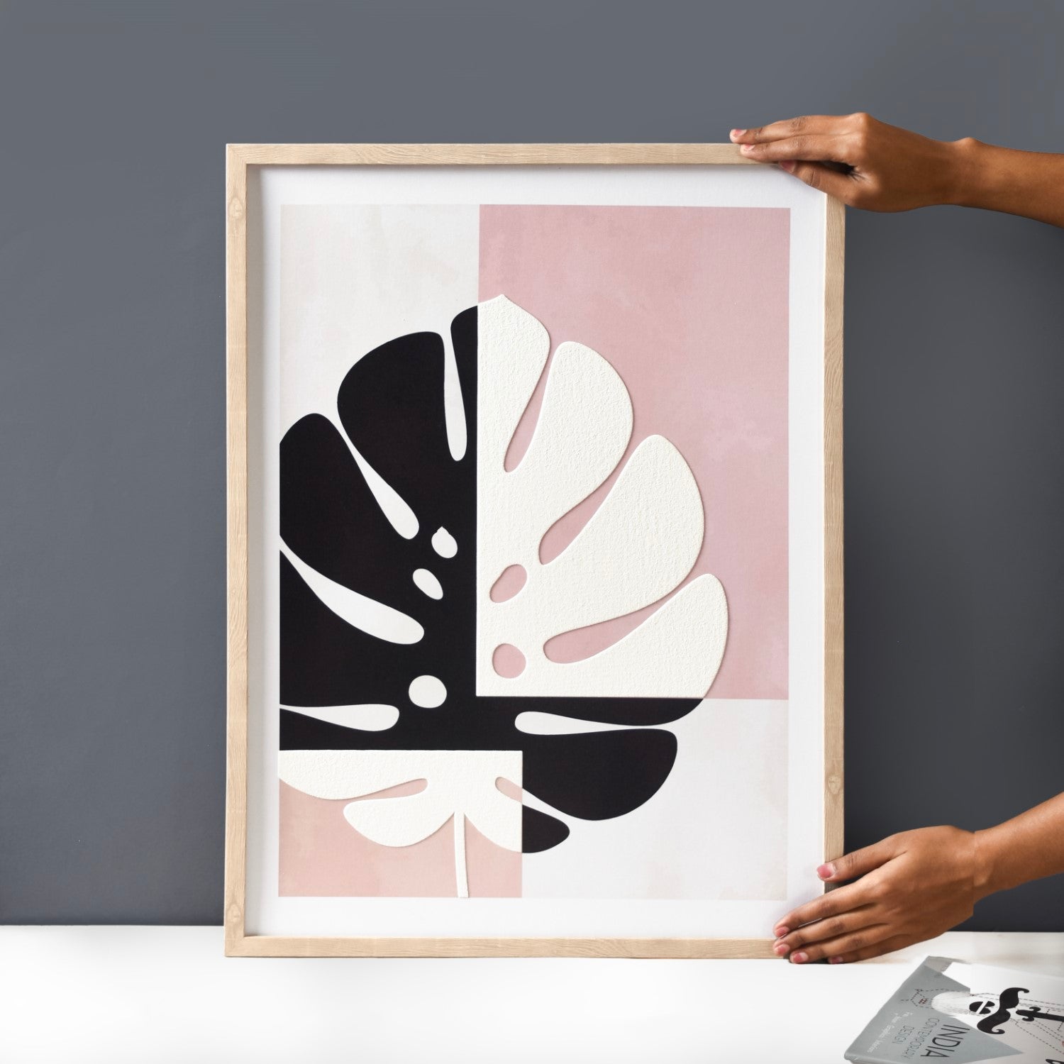 Contemporary Style Monstera Leaf Wall Art 23x17 Inch