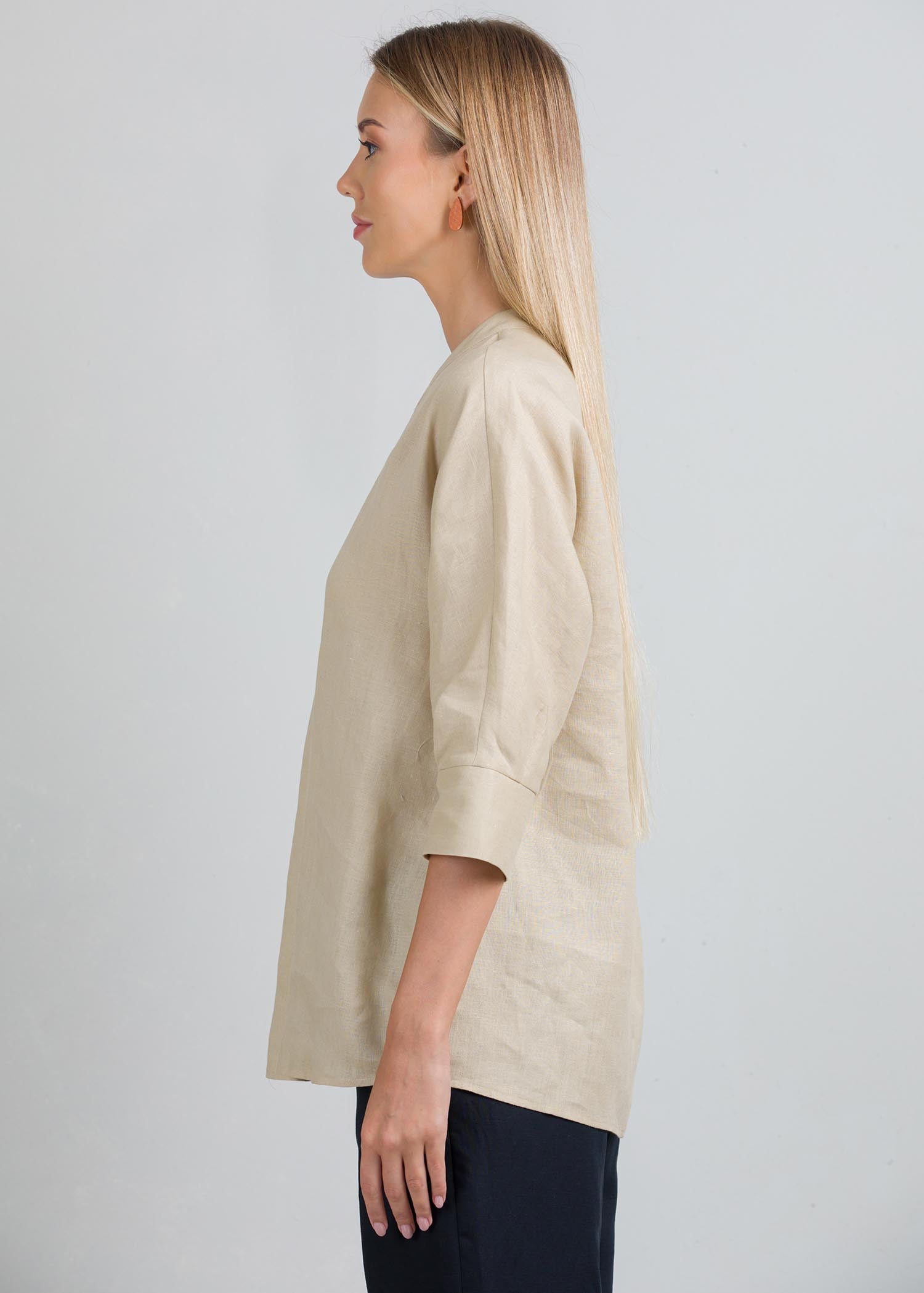 Oversized blouse with front pleat