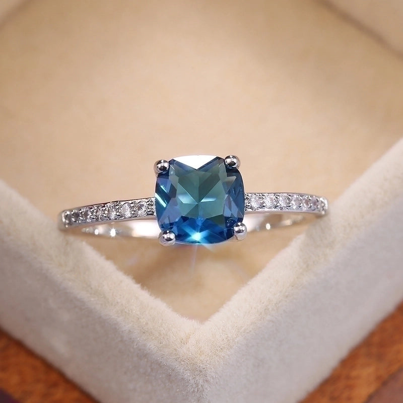 Shiny Square Steel Inlay Zircon Rings 1 Piece