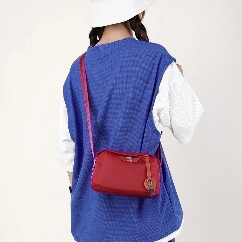 Women's Medium Nylon Solid Color Basic Zipper Dome Bag