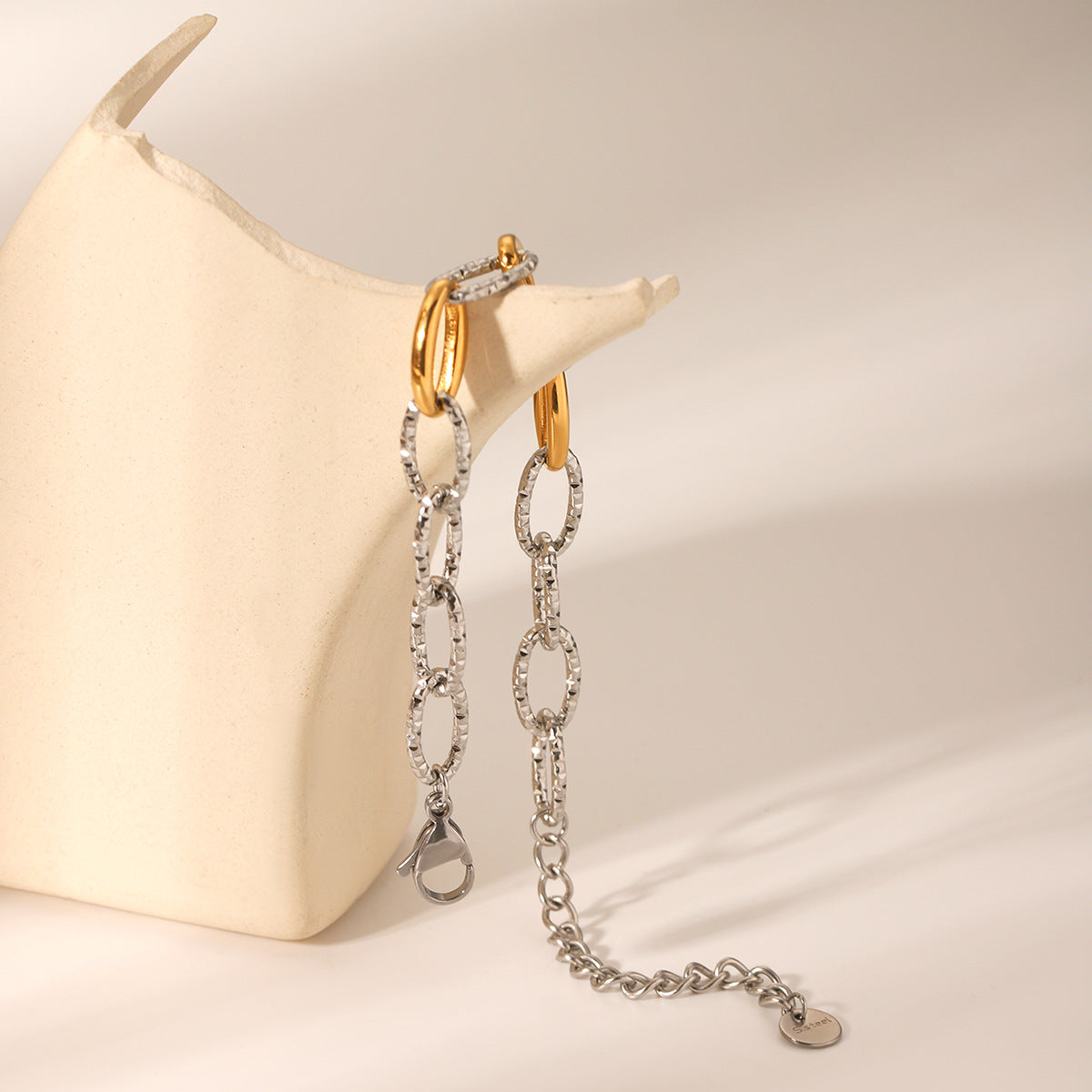 Ins Style Stainless Steel Gold And Silver Color Matching O-Shaped Chain Bracelet Female Niche Design Titanium Steel Hammered Chain Jewelry