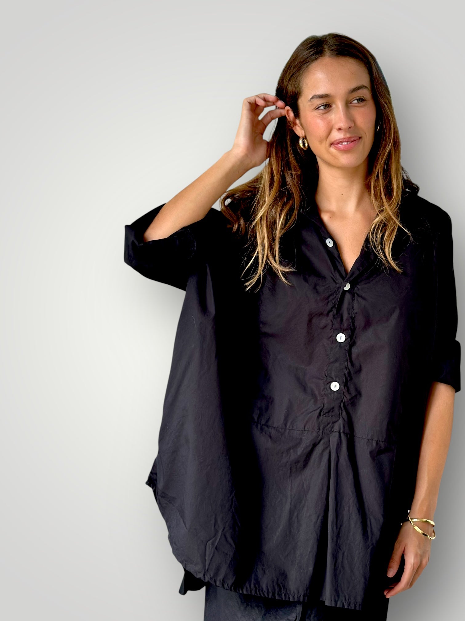 megan shirt-black cotton