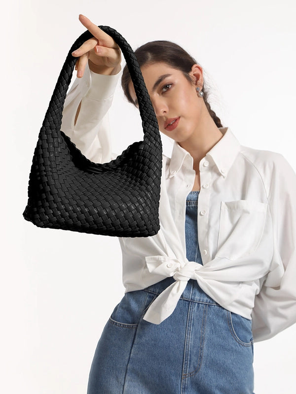 Women's Medium Pu Leather Solid Color Classic Style Streetwear Weave Square Magnetic Buckle Underarm Bag