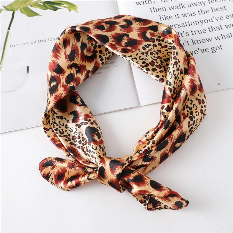 Women's Vacation Minimalist Leopard Satin Silk Silk Scarf