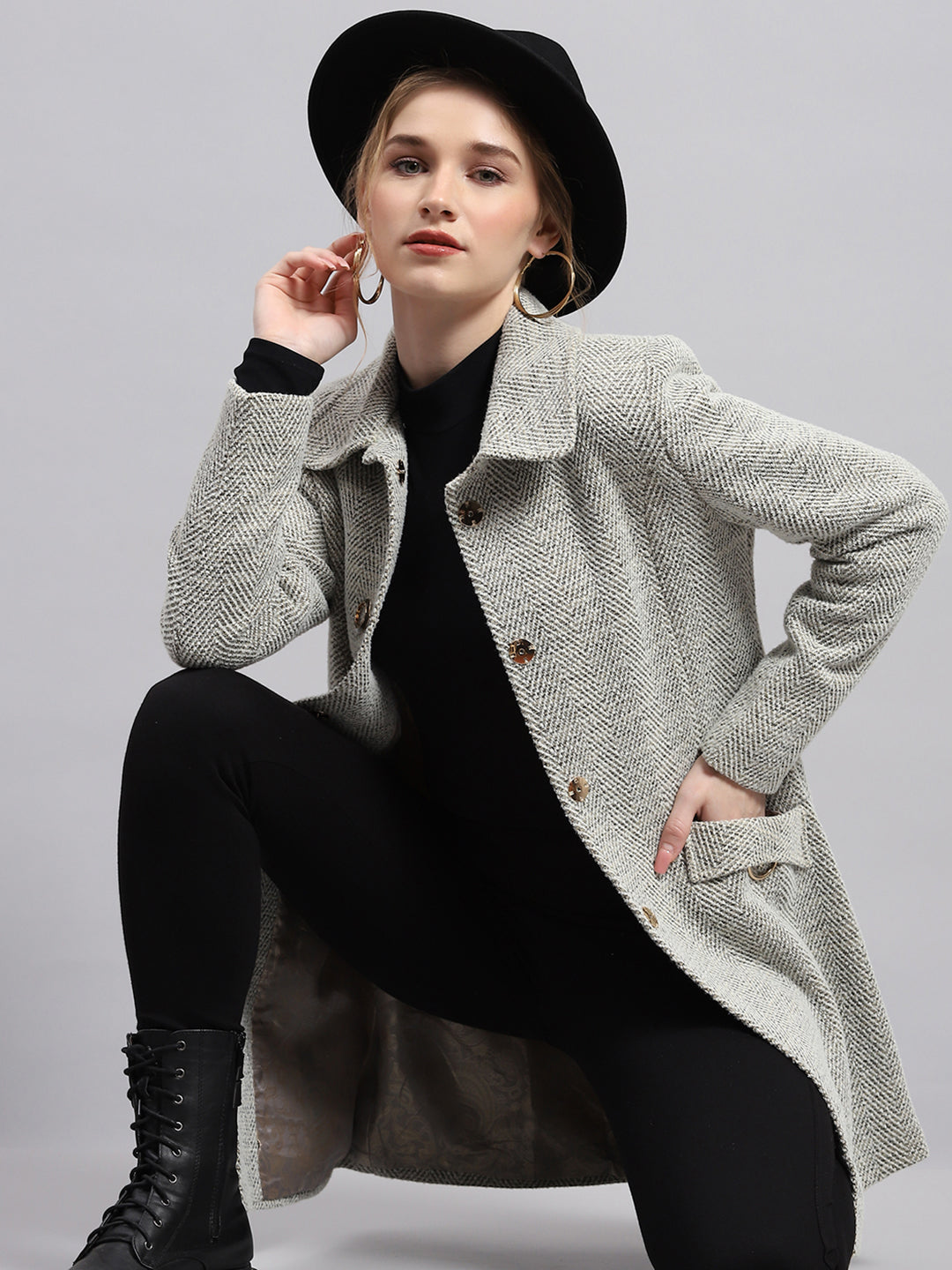 Women Grey Self Design Collar Full Sleeve Coat