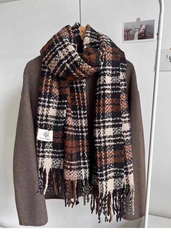 Women's Basic Plaid Polyester Scarf