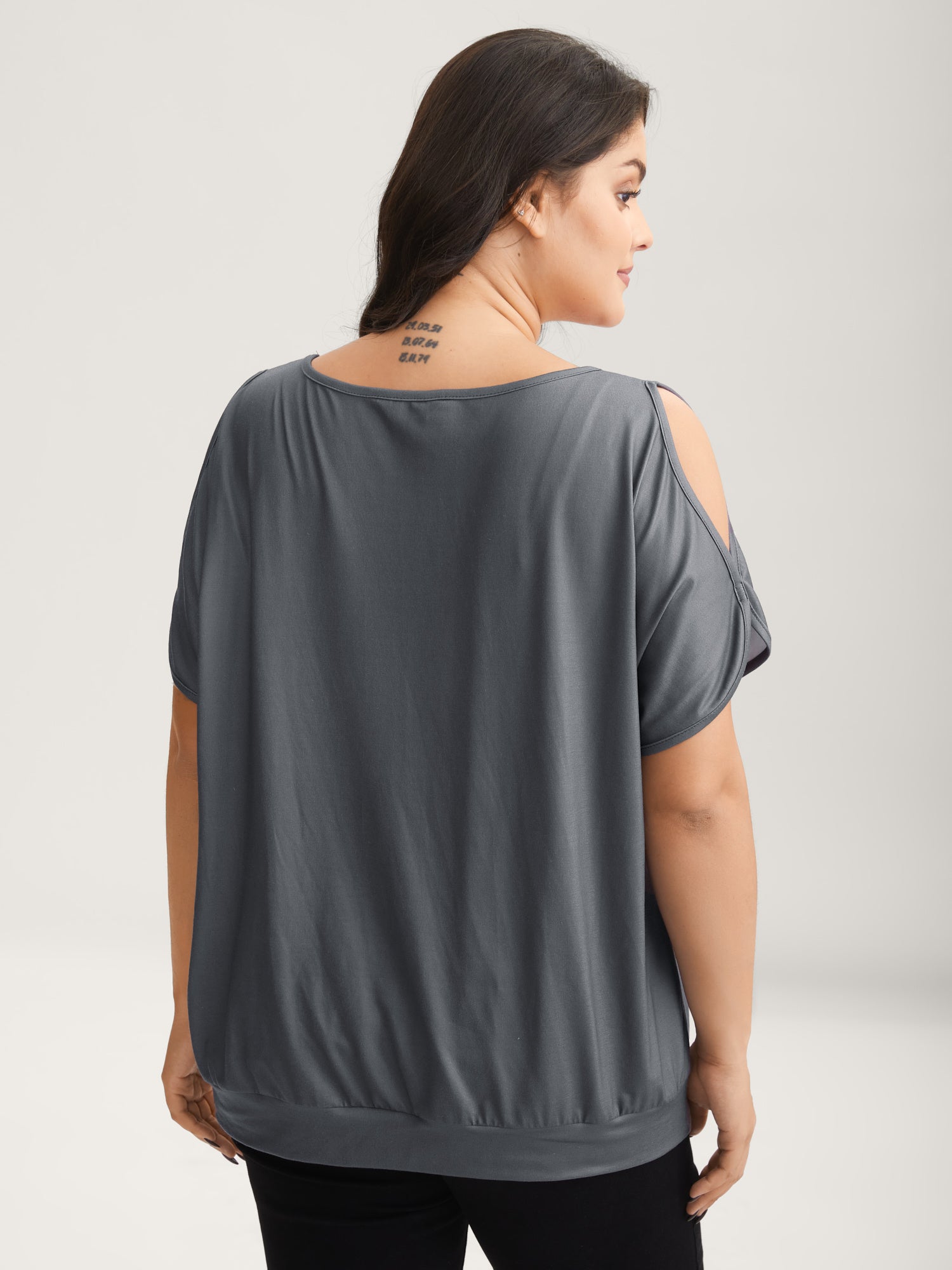 Stretchy Feather Print Cut-Out Sleeve T-Shirt