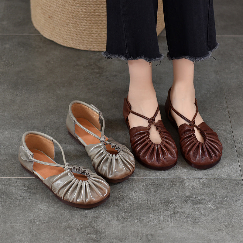 Soft Leather Flat Sandals Wrinkled Closed Toe X-Strap Casual Shoes with Velcro Design in Coffee1/Coffee2/Grey/Khaki