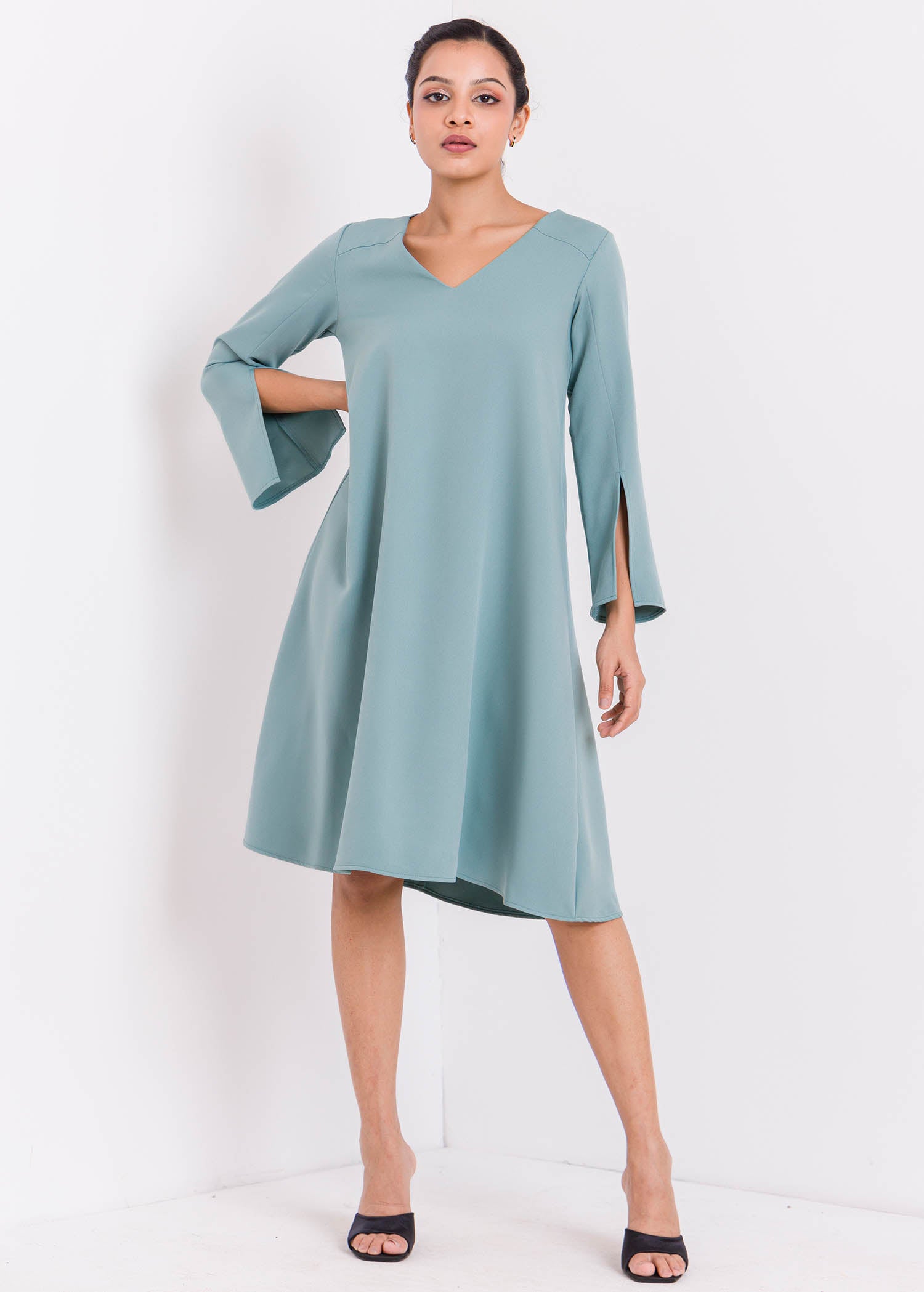 V Neck Dress With Long Sleeves