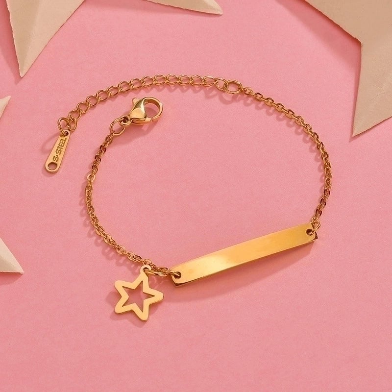 Fashion Geometric 304 Stainless Steel Titanium Steel 18K Gold Plated No Inlaid Bracelets In Bulk