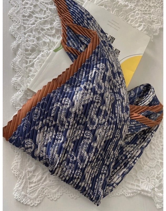 Women's Elegant Plaid Polka Dots Solid Color Satin Silk Scarf