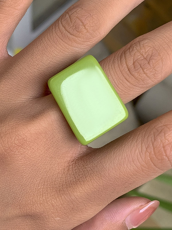 Stylish Resin 8 Colors Geometric Ring