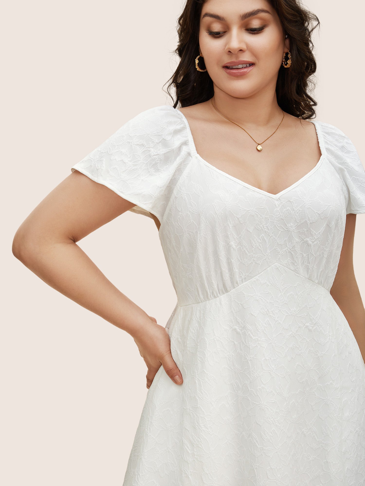 Heart Neckline Jacquard Textured Midi Dress