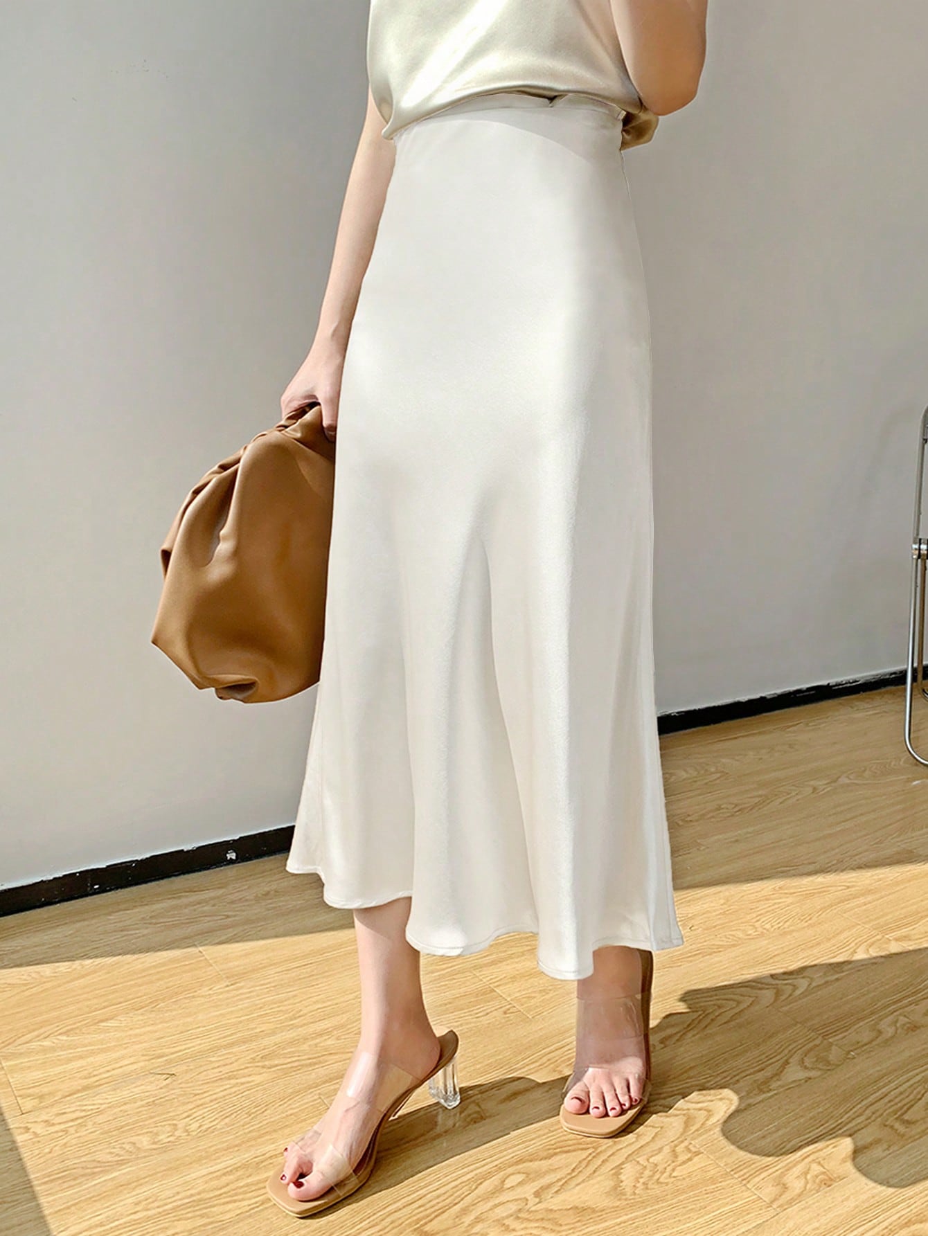 Dusty Off White High Waist Solid A-line Skirt