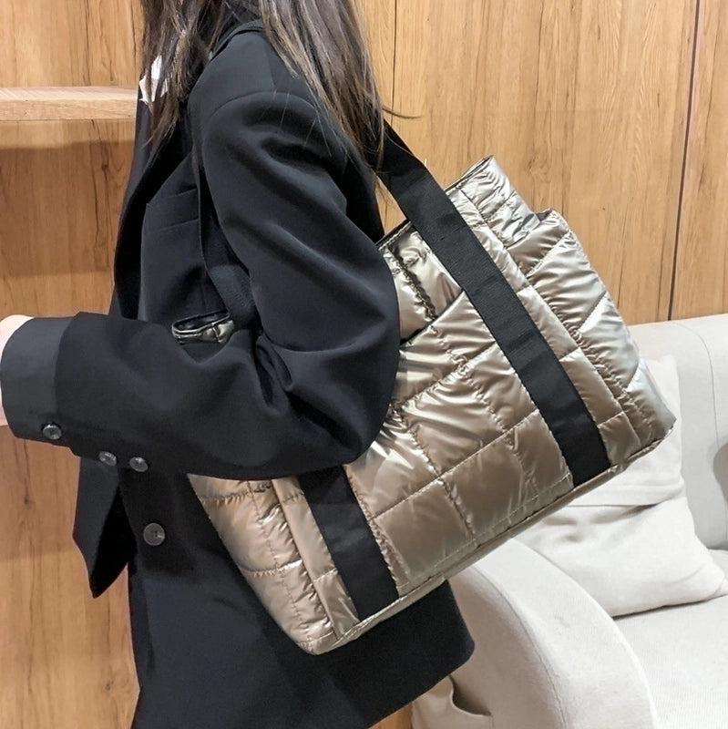 Women's Medium Autumn&winter Nylon Fashion Tote Bag