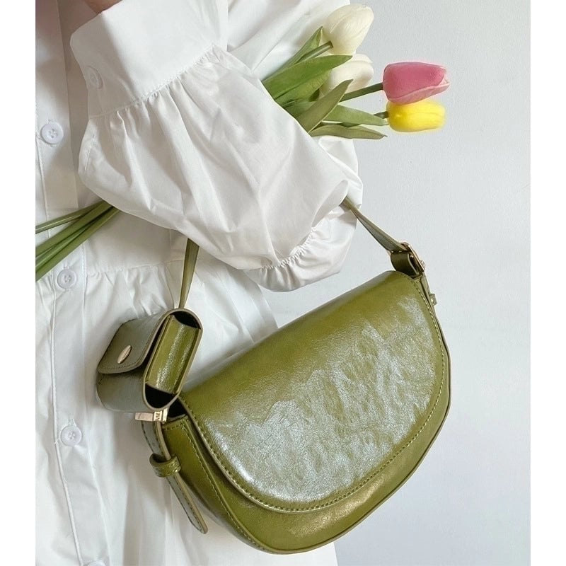 Women's Medium Pu Leather Solid Color Basic Semicircle Flip Cover Saddle Bag