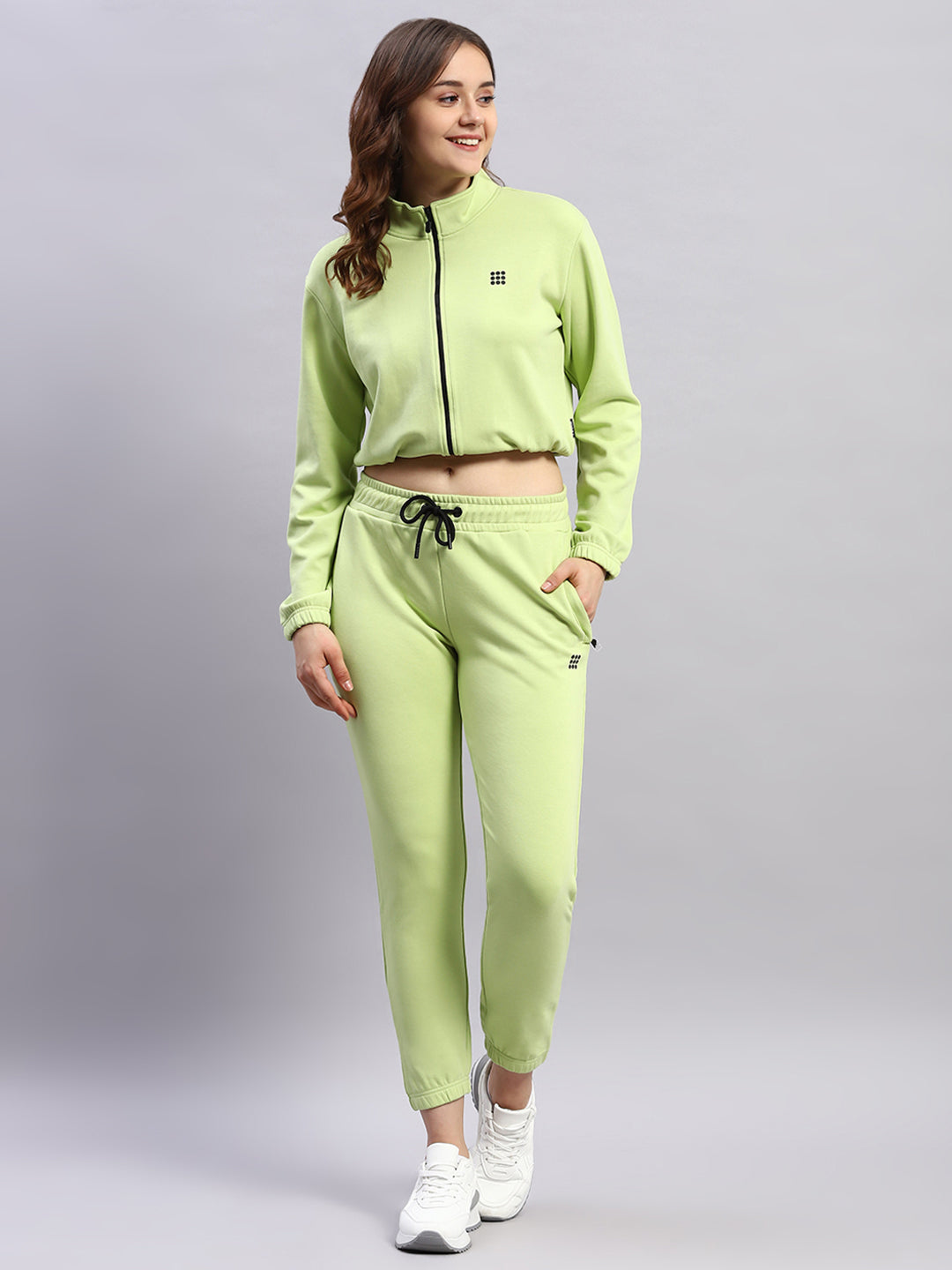 Women Green Solid Mock Neck Full Sleeve Tracksuit