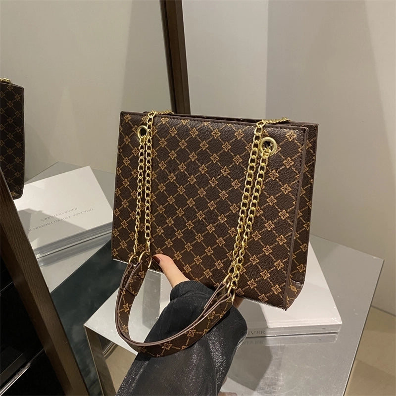 Women's Large Pu Leather Solid Color Argyle Vintage Style Classic Style Square Zipper Tote Bag
