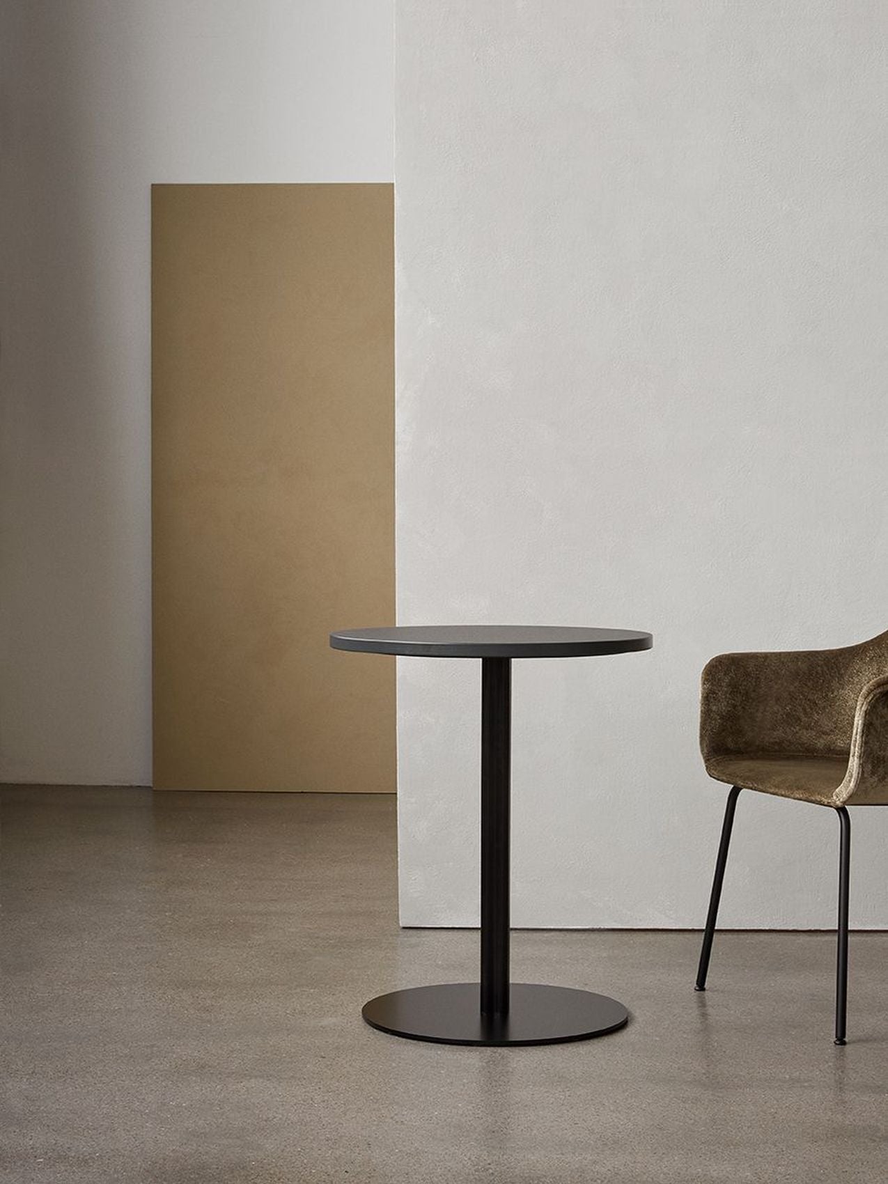 Column Table. Round Table Top. Counter Height